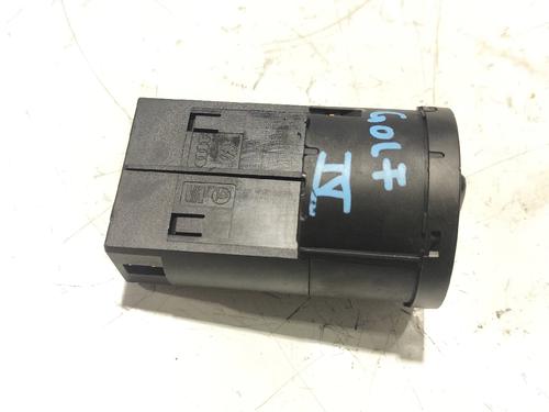 Comutador luzes VW GOLF IV (1J1) 1.9 TDI (115 hp) 32196904