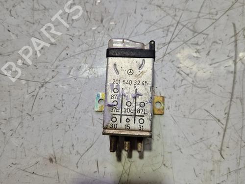 Używane Moduł elektroniczny MERCEDES-BENZ 190 (W201) 190 D (201.122) (72 hp) 32347048