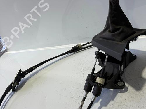 Used Gear lever FORD FIESTA VI (CB1, CCN) 1.4 TDCi (70 hp) 32453916