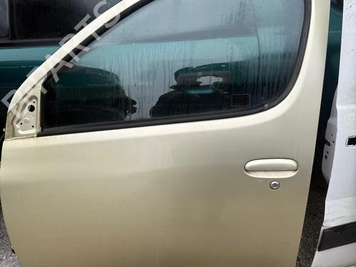Used Left front door TOYOTA YARIS VERSO (_P2_) 1.3 (NCP20_, NCP22_, NCP20R, NCP22R) (86 hp) 32493329