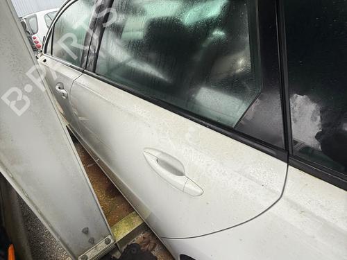 left-rear-door-peugeot-508-sw-estate-van-8e_-2011-32493334 main image