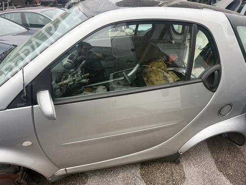 Used Left front door SMART FORTWO Coupe (451) 0.8 CDi (451.300) (45 hp) 32493352