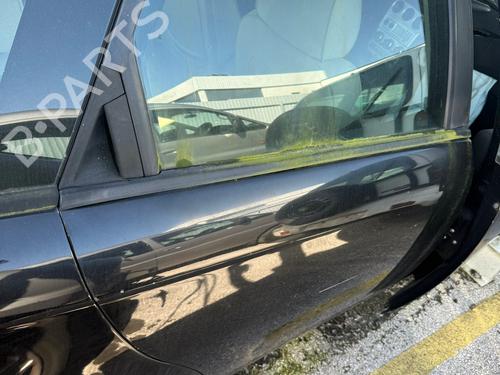 Used Right rear door Right rear door 32500237 32500237