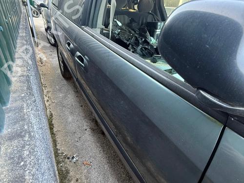 Used Right front door CHRYSLER VOYAGER IV (RG, RS) 3.3 (174 hp) 32506421