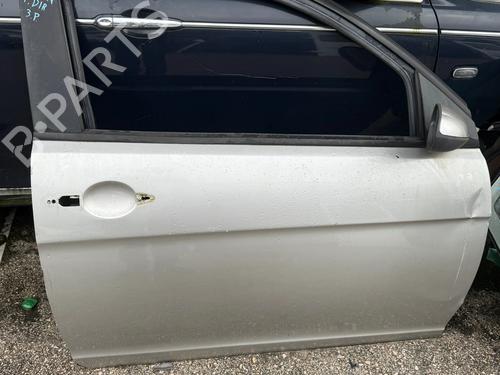 Used Right front door Right front door 32630110 32630110