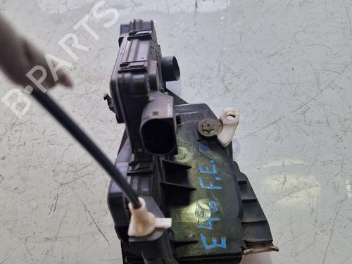 Used Front left lock BMW 3 (E46) 320 d (136 hp) 32657062