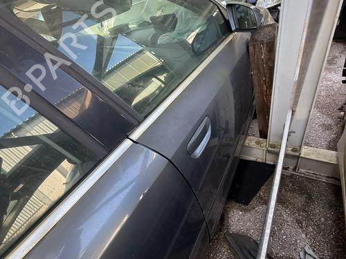 Porta frente direita AUDI A4 B6 Avant (8E5) 1.9 TDI (130 hp) 32657081