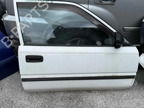 Portier rechts voor TOYOTA COROLLA Compact (_E9_) 1.8 D (CE90) (64 hp) 32672745