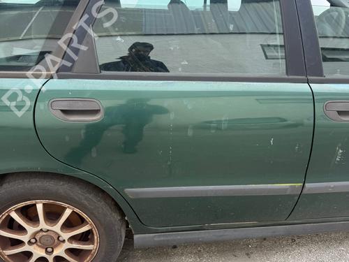 Puerta trasera derecha VOLVO V40 Estate (645) 1.6 (109 hp) 32685333
