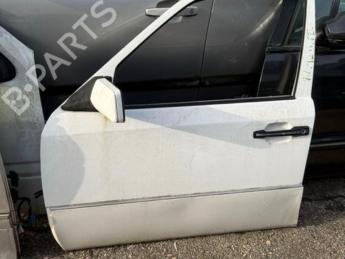Used Left front door Left front door MERCEDES-BENZ E-CLASS (W124) E 200 D (124.120) (75 hp) 32696521 32696521