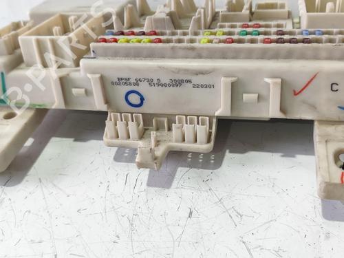 Fuse box MAZDA 3 (BK) 1.6 DI Turbo | BP32731339E1 - Image 2