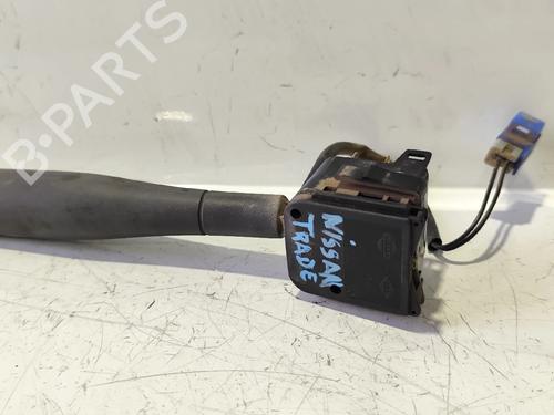 Used Headlight switch NISSAN TRADE Van 3.0 D (86 hp) 32784950