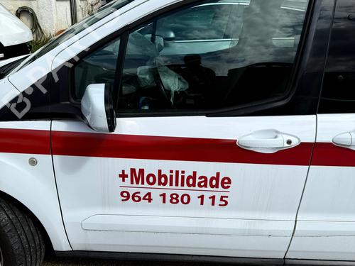 Used Left front door FORD TOURNEO COURIER B460 MPV 1.5 TDCi (95 hp) 32869475