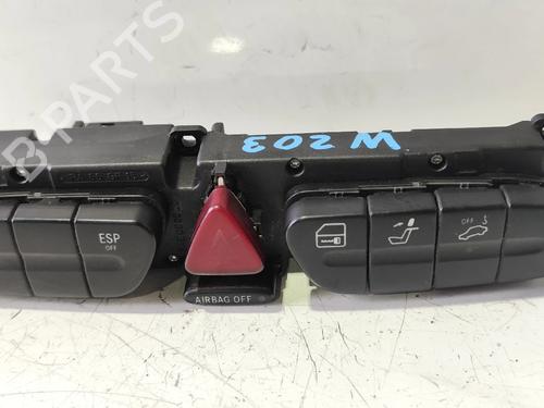 Used Switch MERCEDES-BENZ C-CLASS (W203) C 200 CDI (203.007) (122 hp) 32983985