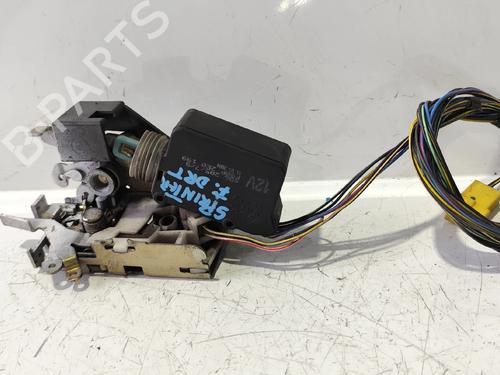 Used Front right lock Front right lock MERCEDES-BENZ SPRINTER 3-t Van (B903) 313 CDI (903.663, 903.662, 903.661) (129 hp) 32983987 32983987