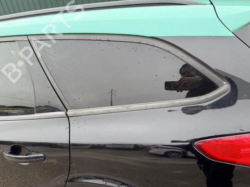 Panel rude bagtil venstre Panel rude bagtil venstre FORD FOCUS III Turnier 1.5 TDCi (120 hp) 32983990 32983990