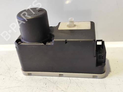 Used Comfort control module VW POLO (6N2) 1.4 (60 hp) 33024901
