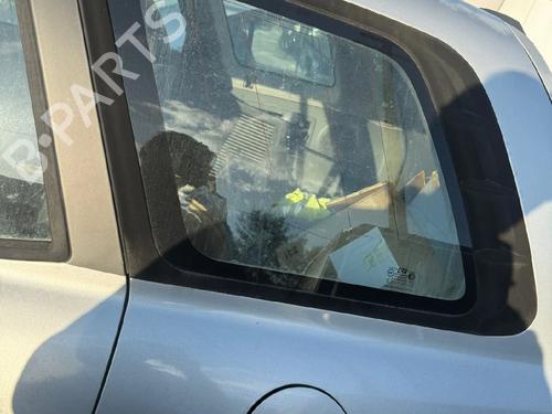 Panel rude bagtil venstre HYUNDAI SANTA FÉ I (SM) [2000-2006]  33028356