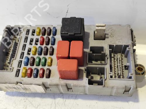 Scatola fusibili LANCIA YPSILON (843_) 1.3 JTD (843.AXD11, 843.AXD1A) (70 hp) 33174424