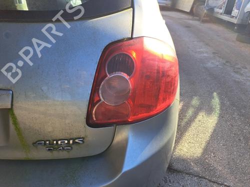 Rückleuchte Rechts für TOYOTA AURIS (_E15_) 1.4 D-4D (NDE150_, NDE150R) (90 hp) 33183676