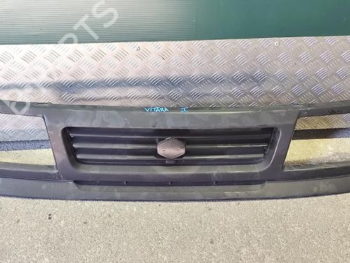 Grelha SUZUKI VITARA (ET, TA, TD) 1.6 (SE 416) (82 hp) 33211398