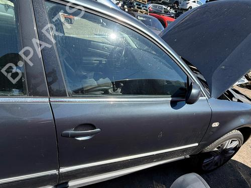 right-front-door-vw-passat-b55-variant-3b6-2000-2001-2002-2003-2004-2005-33211417 main image