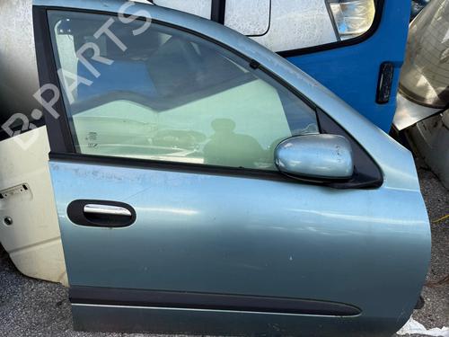 Used Right front door NISSAN ALMERA II (N16) [2000-2026]  33211442