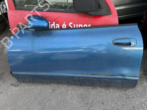 Used Left front door TOYOTA CELICA Coupe (_T18_) [1989-1994]  33211444