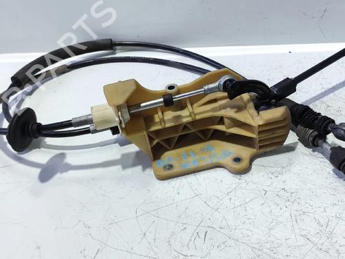 Used Gear lever LANCIA YPSILON (843_) 1.2 (843.AXL1A) (69 hp) 33217864