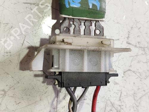 Used Heater resistor Heater resistor FIAT PUNTO (188_) 1.2 16V 80 (188.233, .235, .253, .255, .333, .353, .639,... (80 hp) 33236784 33236784