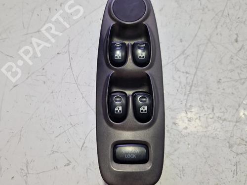 Used Left front window switch Left front window switch HYUNDAI ACCENT II (LC) 1.3 (75 hp) 33274130 33274130