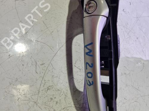 Used Front left exterior door handle Front left exterior door handle MERCEDES-BENZ C-CLASS (W203) C 220 CDI (203.006) (136 hp) 33274131 33274131