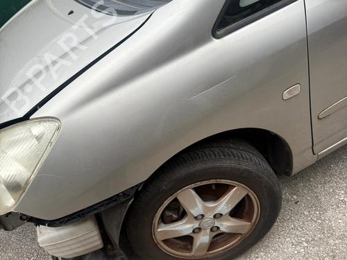 Forskærm venstre Forskærm venstre TOYOTA COROLLA Verso (ZER_, ZZE12_, R1_) [2004-2009] 33275164 33275164