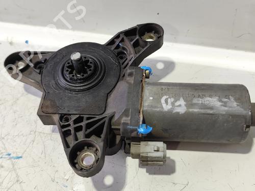 Used Right front window motor Right front window motor PEUGEOT 306 Hatchback (7A, 7C, N3, N5) 1.9 D (75 hp) 33288995 33288995