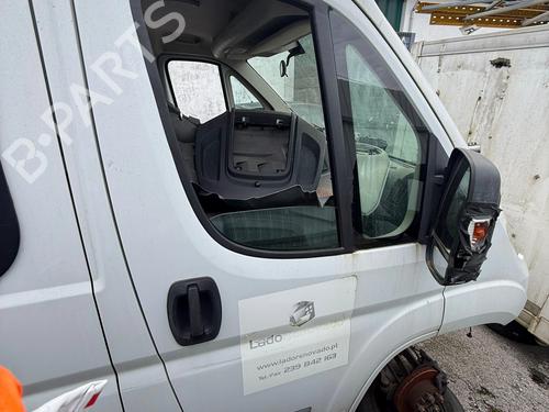 Used Right front door Right front door FIAT DUCATO Platform/Chassis (250_) 110 Multijet 2,3 D (113 hp) 33302899 33302899