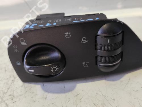 Used Headlight switch Headlight switch VW POLO III (6N1) 50 1.0 (50 hp) 33461988 33461988