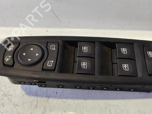 Used Left front window switch Left front window switch RENAULT LAGUNA III (BT0/1) 2.0 dCi (BT07, BT0J, BT14, BT1A, BT1S) (131 hp) 33549024 33549024