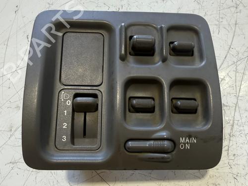 Used Left front window switch Left front window switch HONDA CR-V I (RD) 2.0 16V 4WD (RD1, RD3) (128 hp) 33622030 33622030