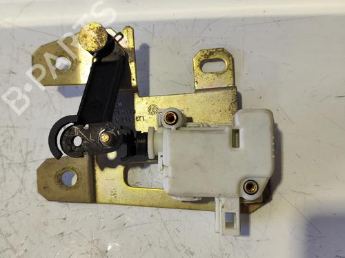 Used Electronic module Electronic module VW GOLF IV Variant (1J5) 1.4 16V (75 hp) 33676303 33676303