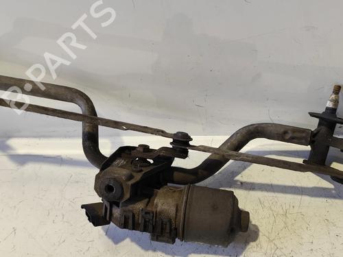 Used Front wiper motor Front wiper motor RENAULT CLIO II (BB_, CB_) 1.5 dCi (B/CB07) (65 hp) 33676308 33676308
