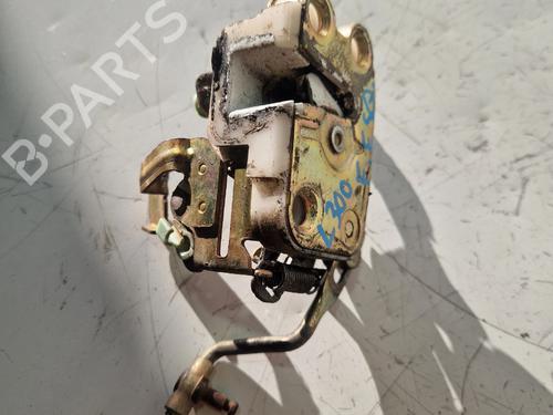 Used Front left lock Front left lock MITSUBISHI L 300 III Platform/Chassis (P1_T ) 2.0 (P13T) (116 hp) 33687451 33687451