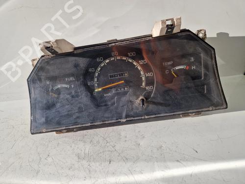 Quadrante Quadrante MITSUBISHI L 300 III Van (P0_V, P1_V, P2_V) 2.5 D (P05V, P05W, P15V) (69 hp) 33687460 33687460