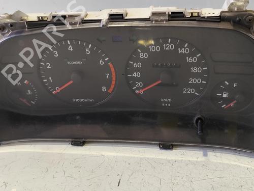 Kombiinstrument Kombiinstrument TOYOTA COROLLA Compact (_E10_) 1.3 XLI 16V (EE101) (88 hp) 33706760 33706760