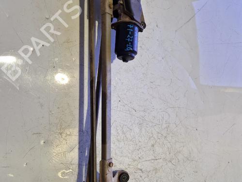 Used Front wiper motor Front wiper motor HONDA CR-V I (RD) 2.0 16V 4WD (RD1, RD3) (128 hp) 33722353 33722353