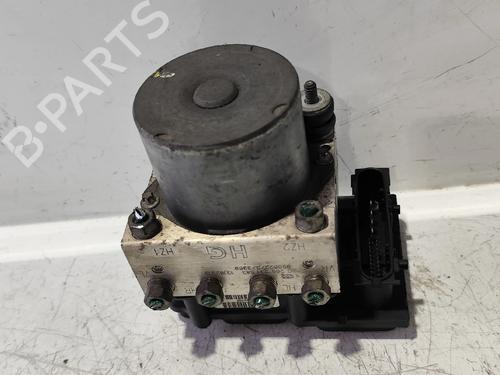 Used ABS pump ABS pump OPEL CORSA C (X01) 1.3 CDTI (F08, F68) (70 hp) 33802733 33802733