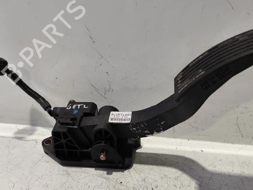 Pedal Pedal HYUNDAI GETZ (TB) 1.5 CRDi (82 hp) 33802734 33802734