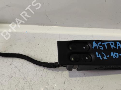 Used Left front window switch Left front window switch OPEL ASTRA F Saloon (T92) 1.4 i 16V (F19, M19) (90 hp) 33827812 33827812