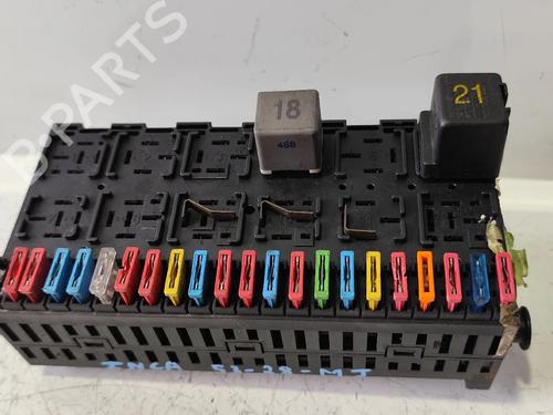 Used Fuse box Fuse box SEAT INCA (6K9) 1.9 D (64 hp) 33846696 33846696