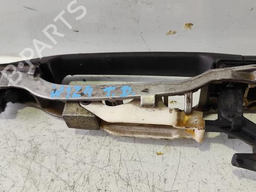 Used Rear right exterior door handle Rear right exterior door handle MERCEDES-BENZ E-CLASS (W124) E 200 D (124.120) (75 hp) 33875699 33875699