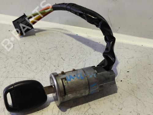 Used Ignition barrel Ignition barrel RENAULT CLIO II Hatchback Van (SB0/1/2_) 1.5 dCi (82 hp) 33888742 33888742